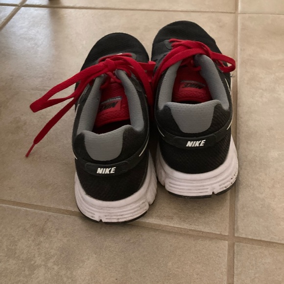 Nike Revolution 2 men’s shoes - Picture 3 of 5